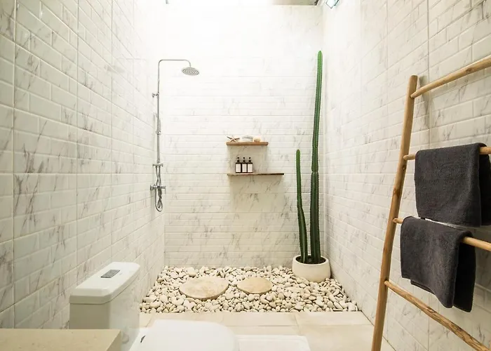 Tulip 2br Near Nirvana * 坎古